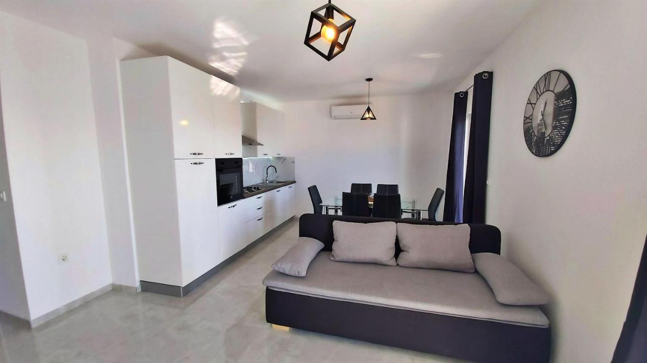 Apartments Zorica Duće Екстериор снимка